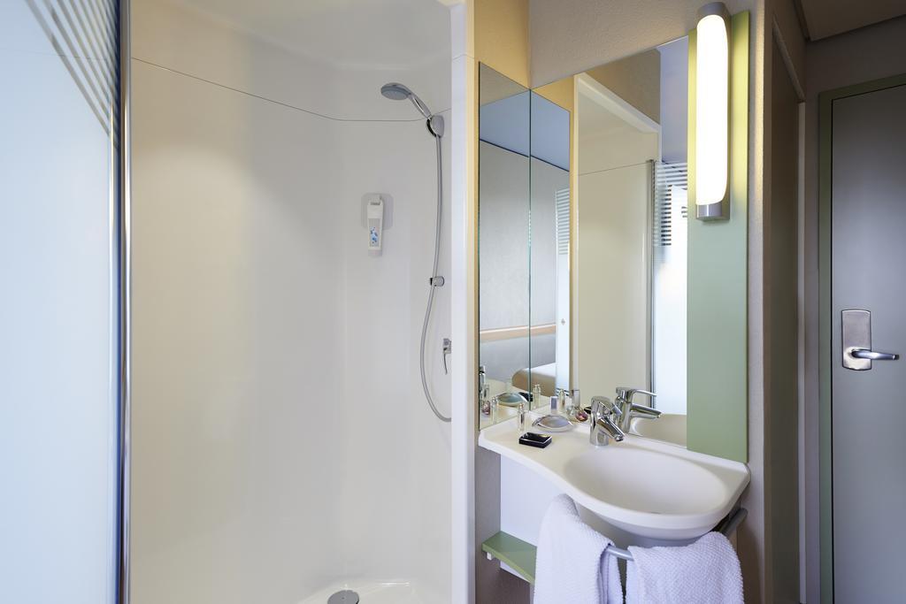 Ibis Budget Basel פרטלן חדר תמונה